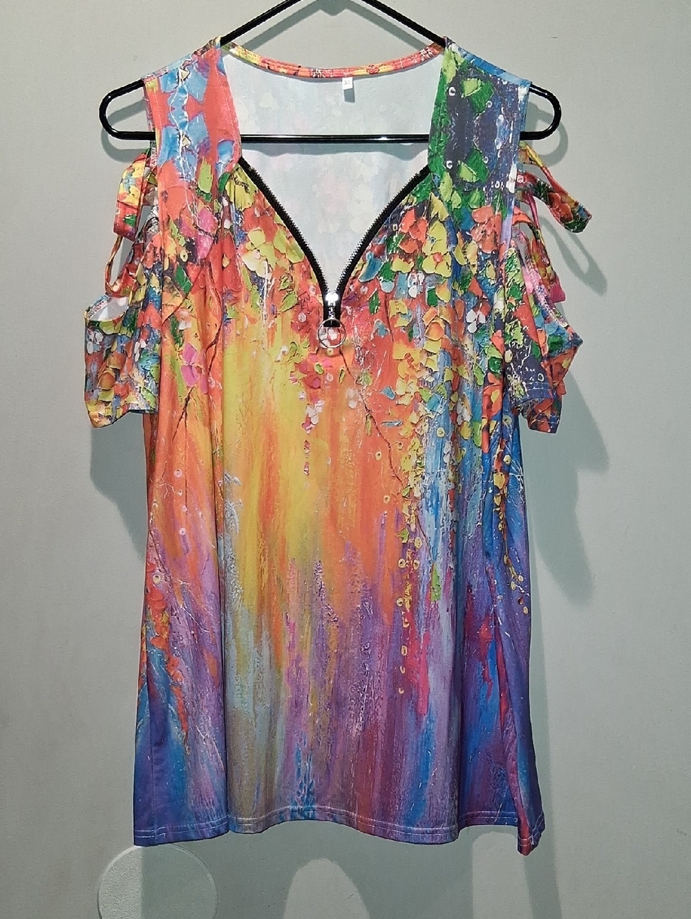 Women's Multicolor Cold-Shoulder V-Neck Top with Zip
